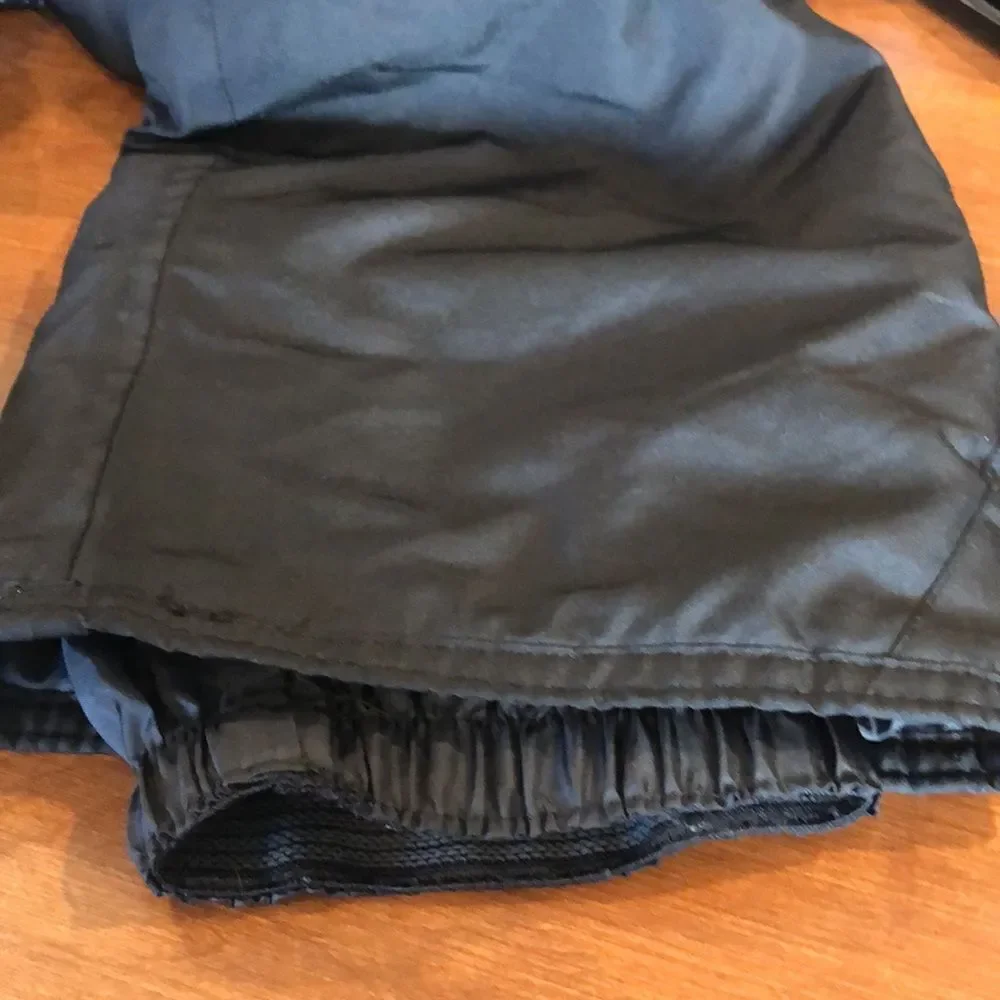 Champion black children snow pants size 7/8